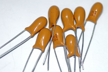 Tantalum Electrolytic Capacitors