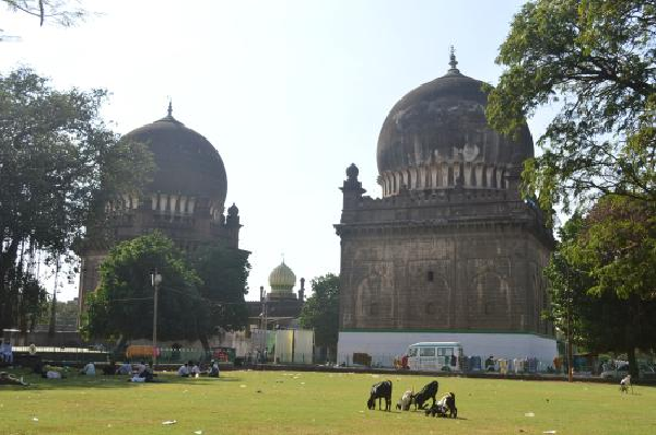 Jod Gumbaz