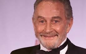 Roy Dotrice