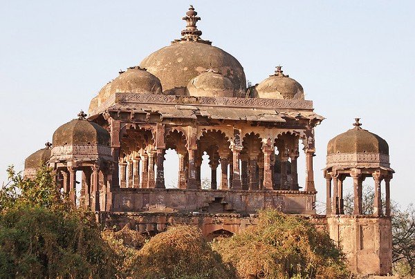 Battis Khamba Chhatri