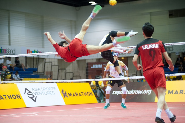 Sepak Takraw Feeder